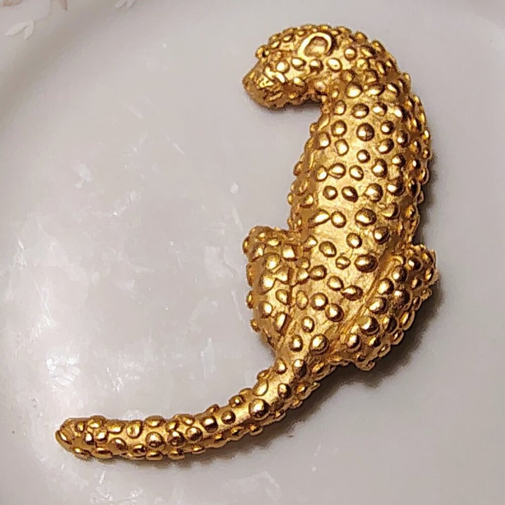 Vtg 90s Matte Gold Plated Leopard Cheetah Panther Brooch - Picture 7 of 7